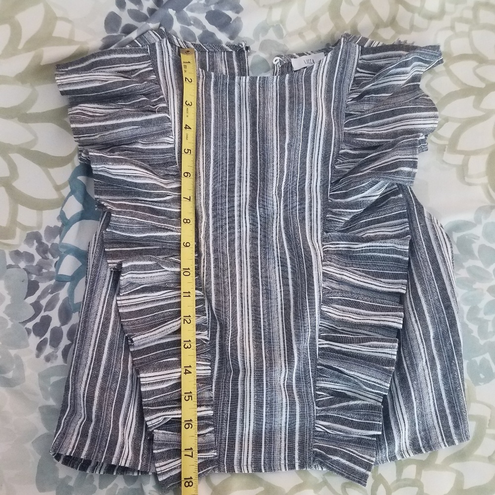 Striped Ruffle Top - Picture 3 of 7